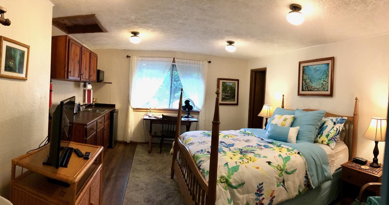 Hale Maluhia Country Inn Kailua-Kona Exteriör bild