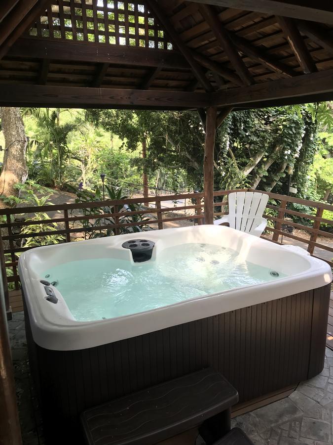Hale Maluhia Country Inn Kailua-Kona Exteriör bild